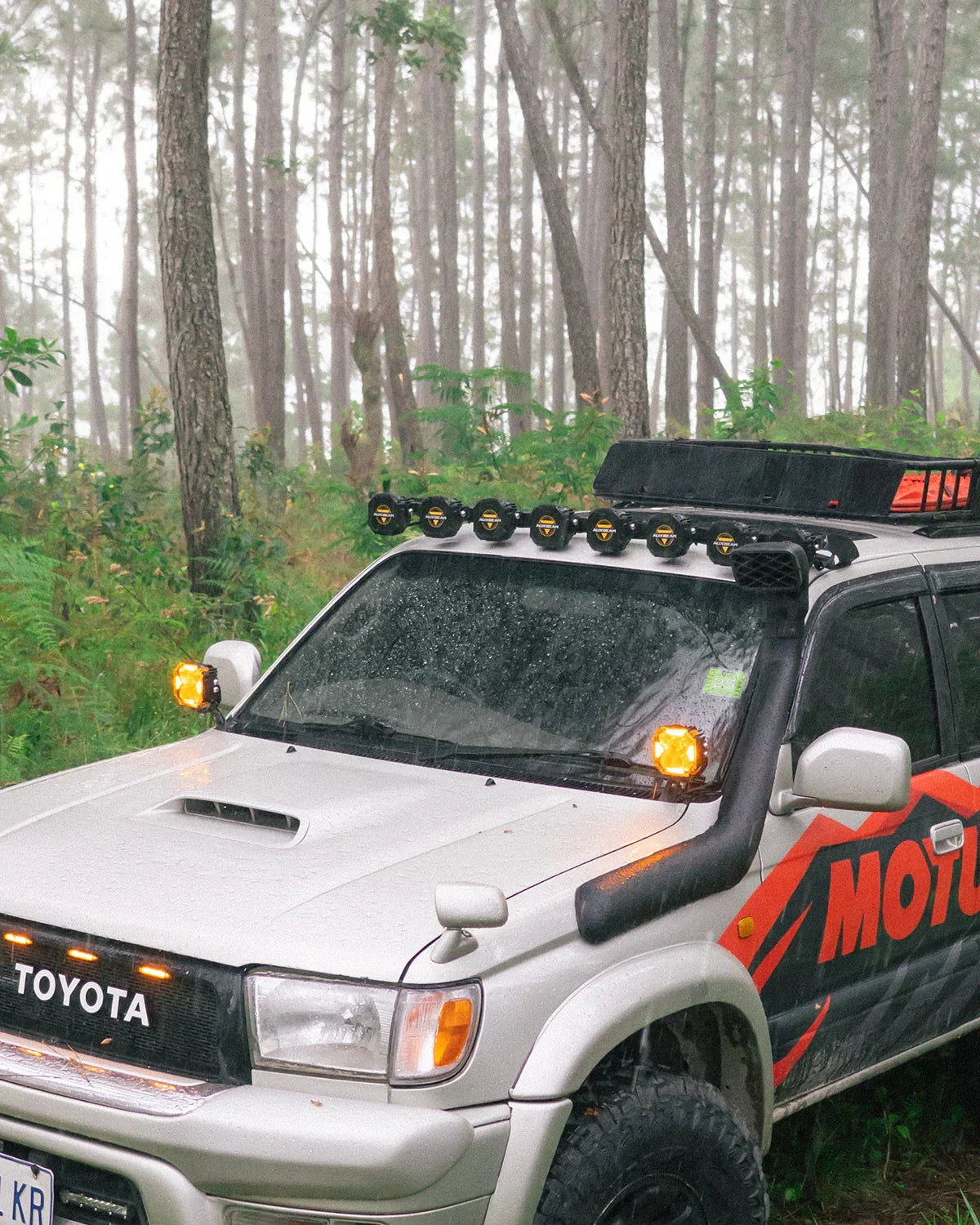 ليت 4 انش CUBE-Z Series 4 Inch LED Pod Lights Off Road Lights with White DRL & Amber Turn Signal Lights