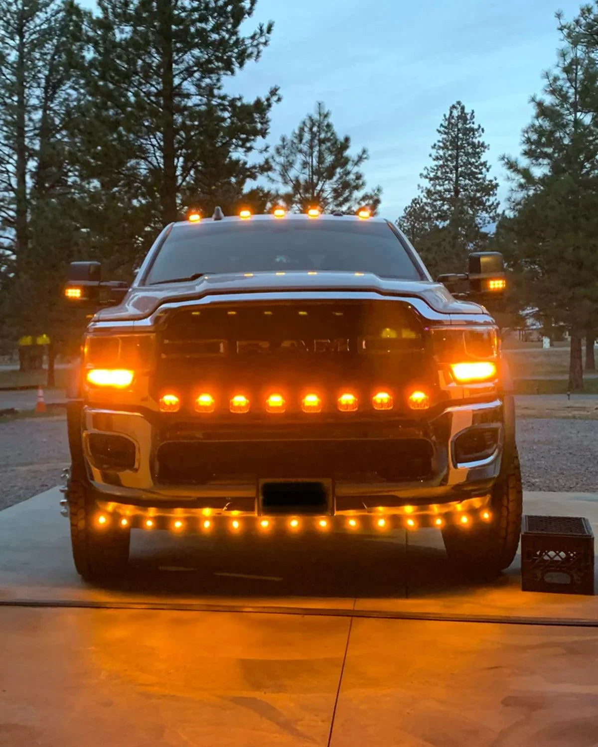 ليت 4 انش V-MAX Series | 4 Inch 92W 8960LM Spot Beam Side Shooter LED Square Pod Lights with Amber DRL